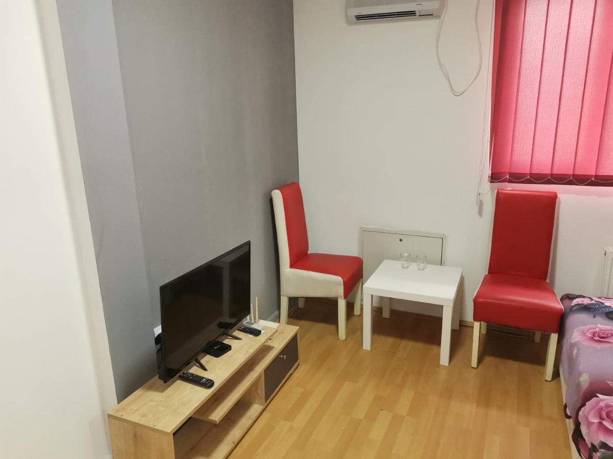 Vip Rooms Prenociste 026 Смедерево Экстерьер фото